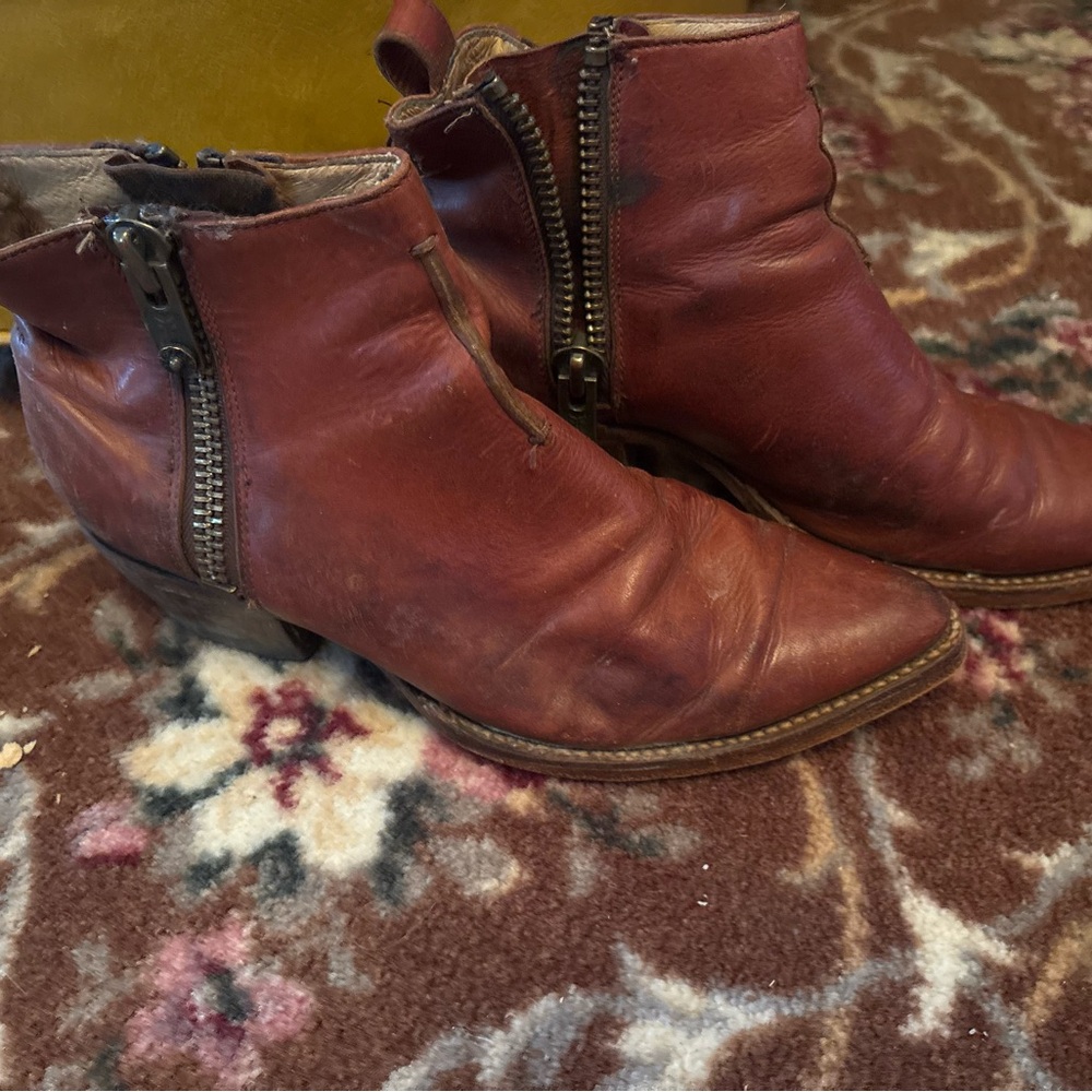 Frye Women's Red Leather Heeled Boots